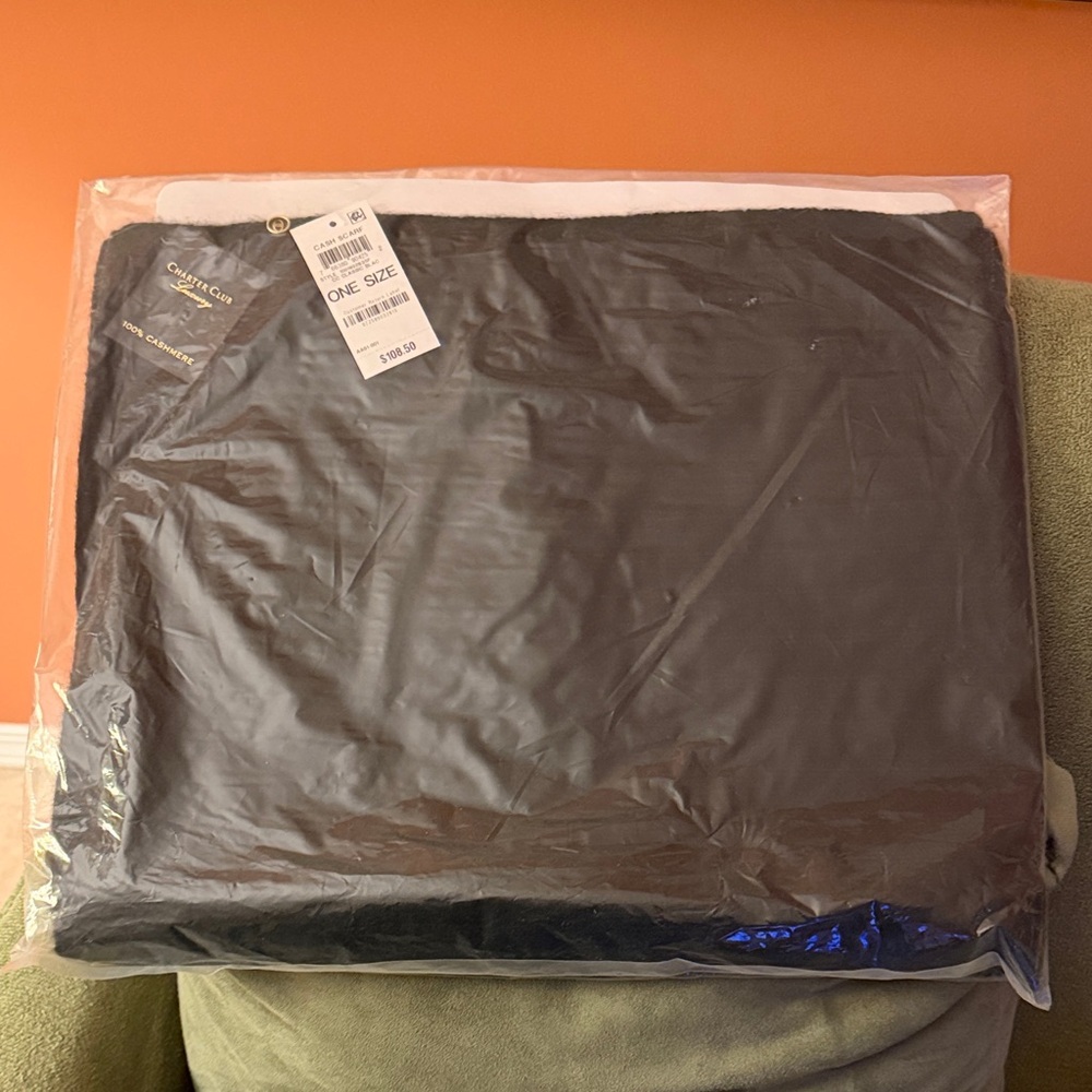 NWT Charter Club Luxury Cashmere Scarf in Classic Black
